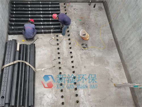 污水廠(chǎng)翻板濾池U型濾管面包管案例